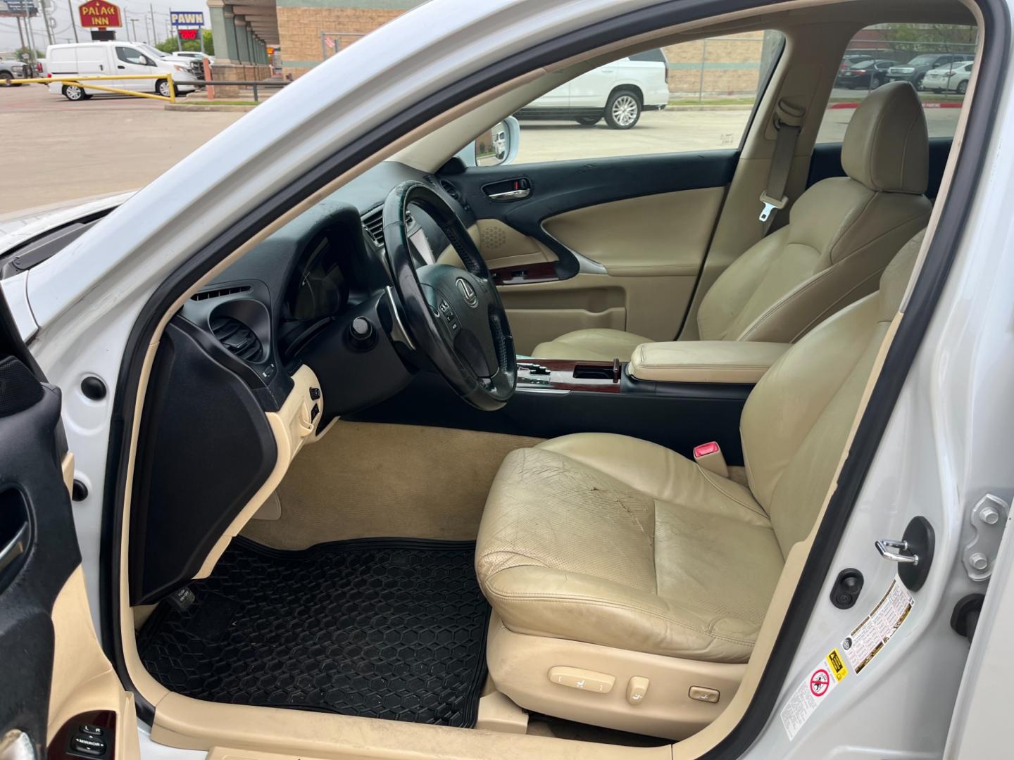 2008 white /TAN Lexus IS IS 250 6-Speed Manual (JTHBK262285) with an 2.5L V6 24V DOHC engine, 6-Speed Manual Overdrive transmission, located at 14700 Tomball Parkway 249, Houston, TX, 77086, (281) 444-2200, 29.928619, -95.504074 - Photo#8